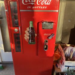 Coca Cola Vending Machine