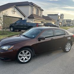 2012 Chrysler 200