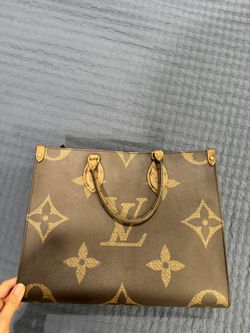 Louis Vuitton OnThe Go MM