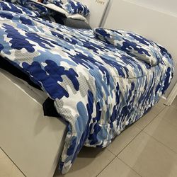 2 IKEA Twin beds