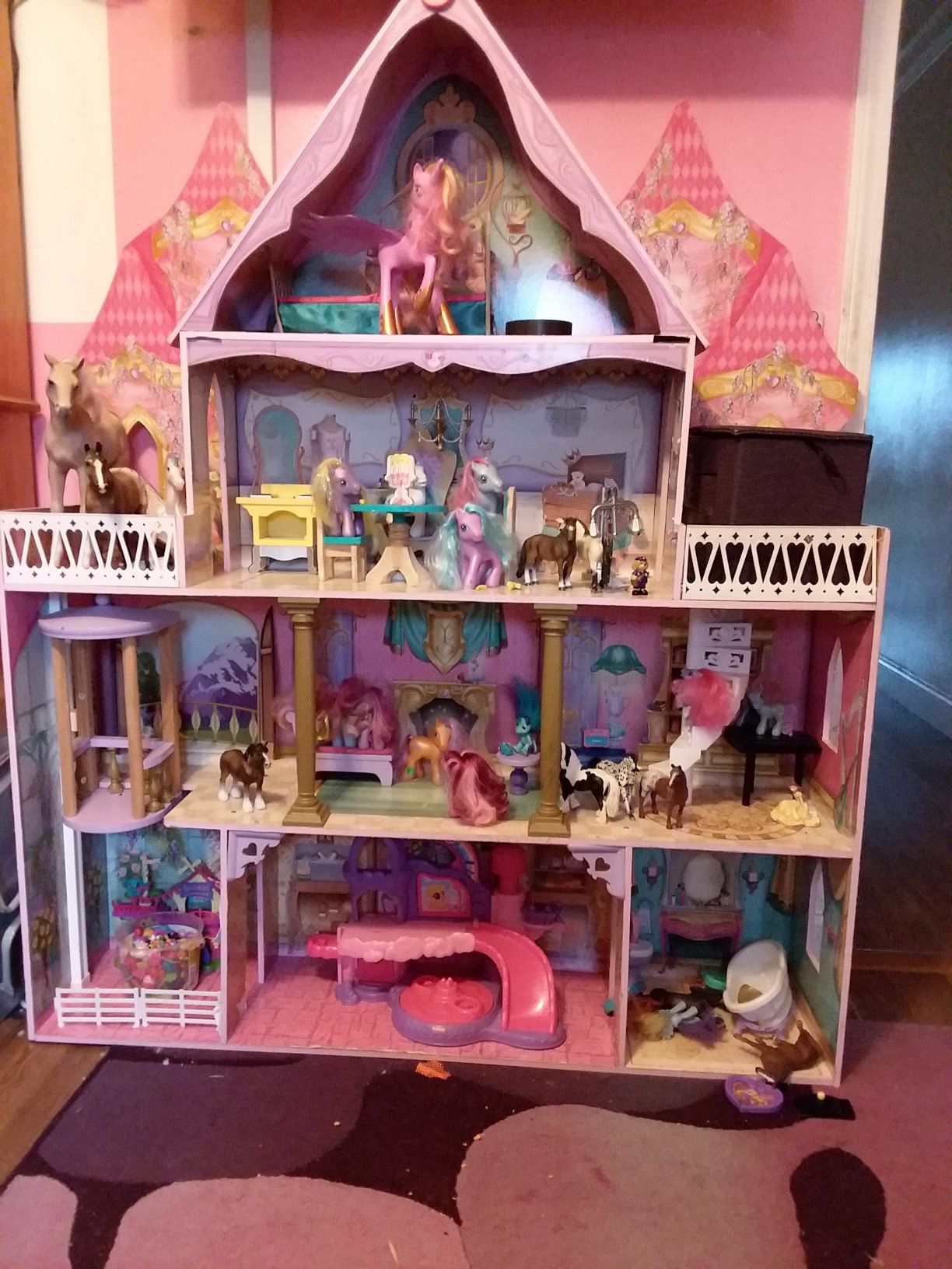 Dollhouse