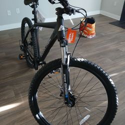 OZARK TRAIL DISK BRAEK MOUNTION BIKE
