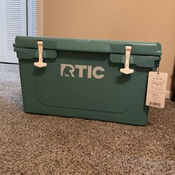 RTIC 45 Hard Cooler 