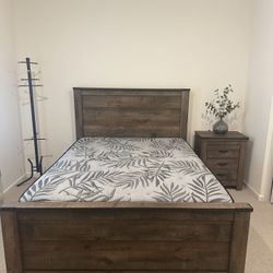 Queen Bedroom Set From Living Spaces