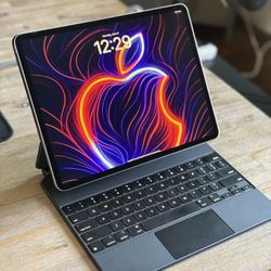 M2 iPad Pro 2TB (12.9”) 2022 6th Gen & Magic Keyboard