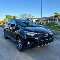 2018 TOYOTA RAV4 XLE