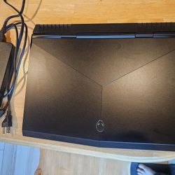 Alienware 17 R5 Like New Condition
