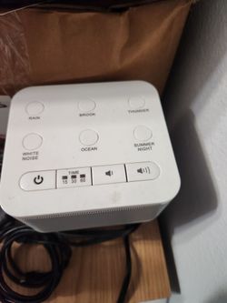 White noise generator