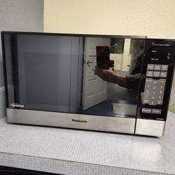 Panasonic Microwave Inverter Oven Good Cond