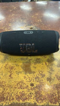 JBL Charge 5 Bluetooth Speaker