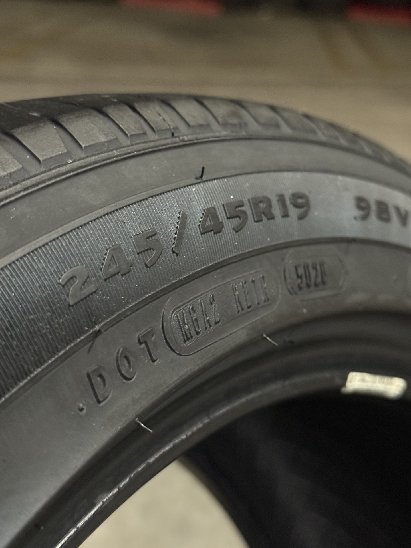 245/45/19 GOODYEAR TIRE FREE INSTALLATION