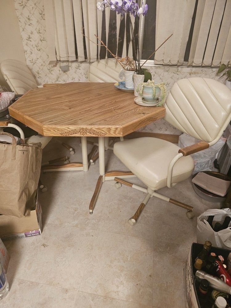 Kitchen Table And Chairs