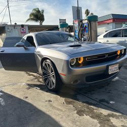 2016 Dodge Challenger