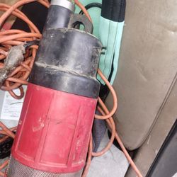 Leader Ecodiver submersible water pump