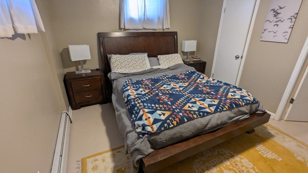 Bedroom Furniture Set - Queen