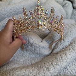 Crown 👑