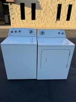 Whirlpool Washer and Dryer Matching Set