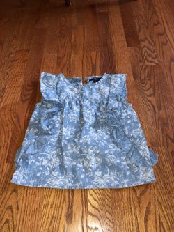 Gap kids girls denim top size 4-5 like new !