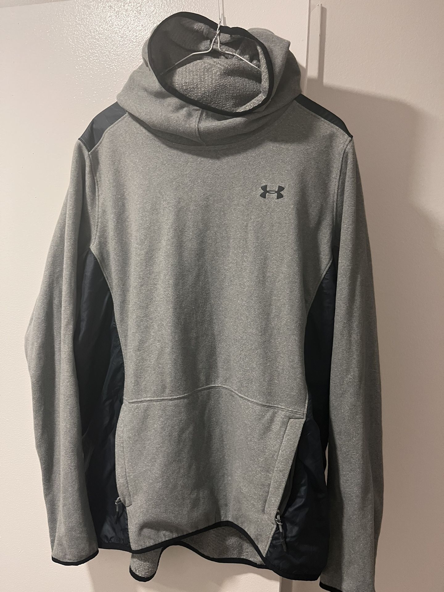 Under Armour Sweater