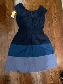 New , small size skirt ( please check my other stuff, you might need more something)