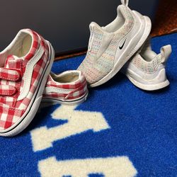 2 Pair Toddler Sneakers Nike And Vans Size 8 