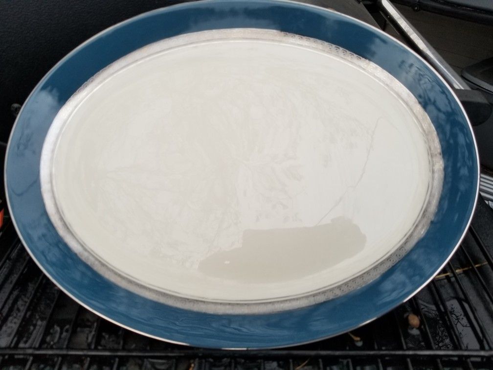 FLINTRIDGE Grecian Key Mystic Platinum Trim Platter