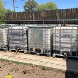 Water Totes 275 Gal