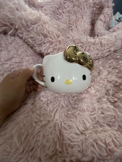 Hello Kitty Coffee Mug $10