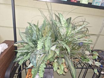 3yx30 silk Flower  ara in decorative  pot