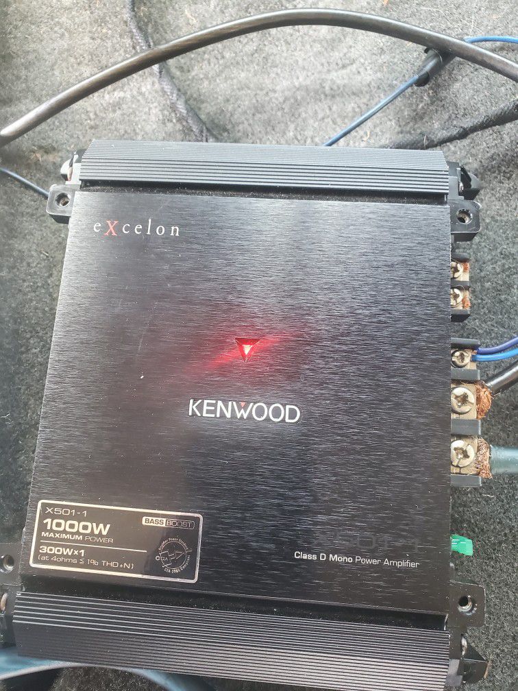 Kenwood 500 Watt Amp