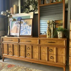 Mid Century DIXIE Furniture Triple Buffet Dresser
