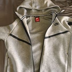 Nike Sportswear Tech Fleece Full-Zip Hoodie
