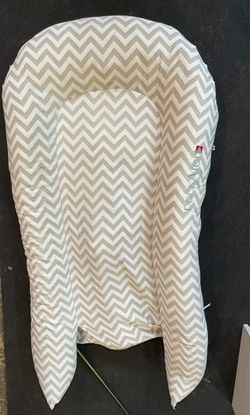 Dock A Tot Grand Baby Infant portable bed - grey chevron