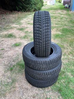 Federal Himalaya set of 4 winter tires 205/65R15