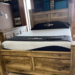 Post Style Nice Bedroom Suite 