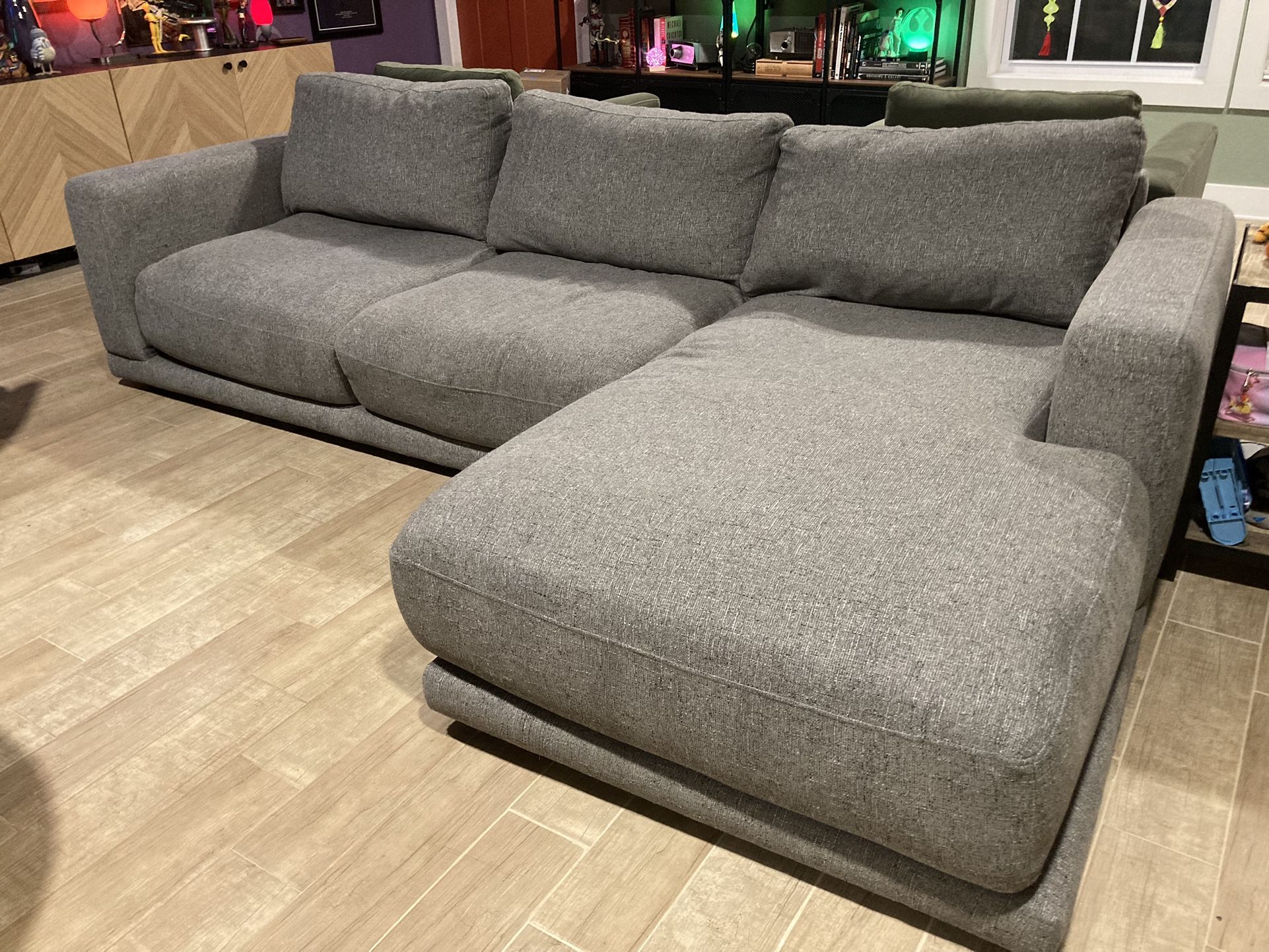 Copenhagen sectional couch