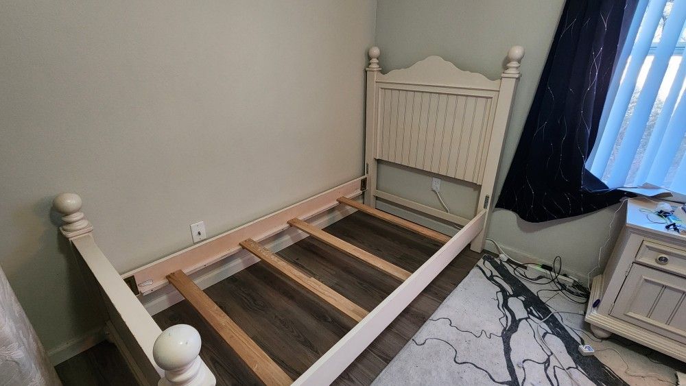Twin Bed And Box Spring