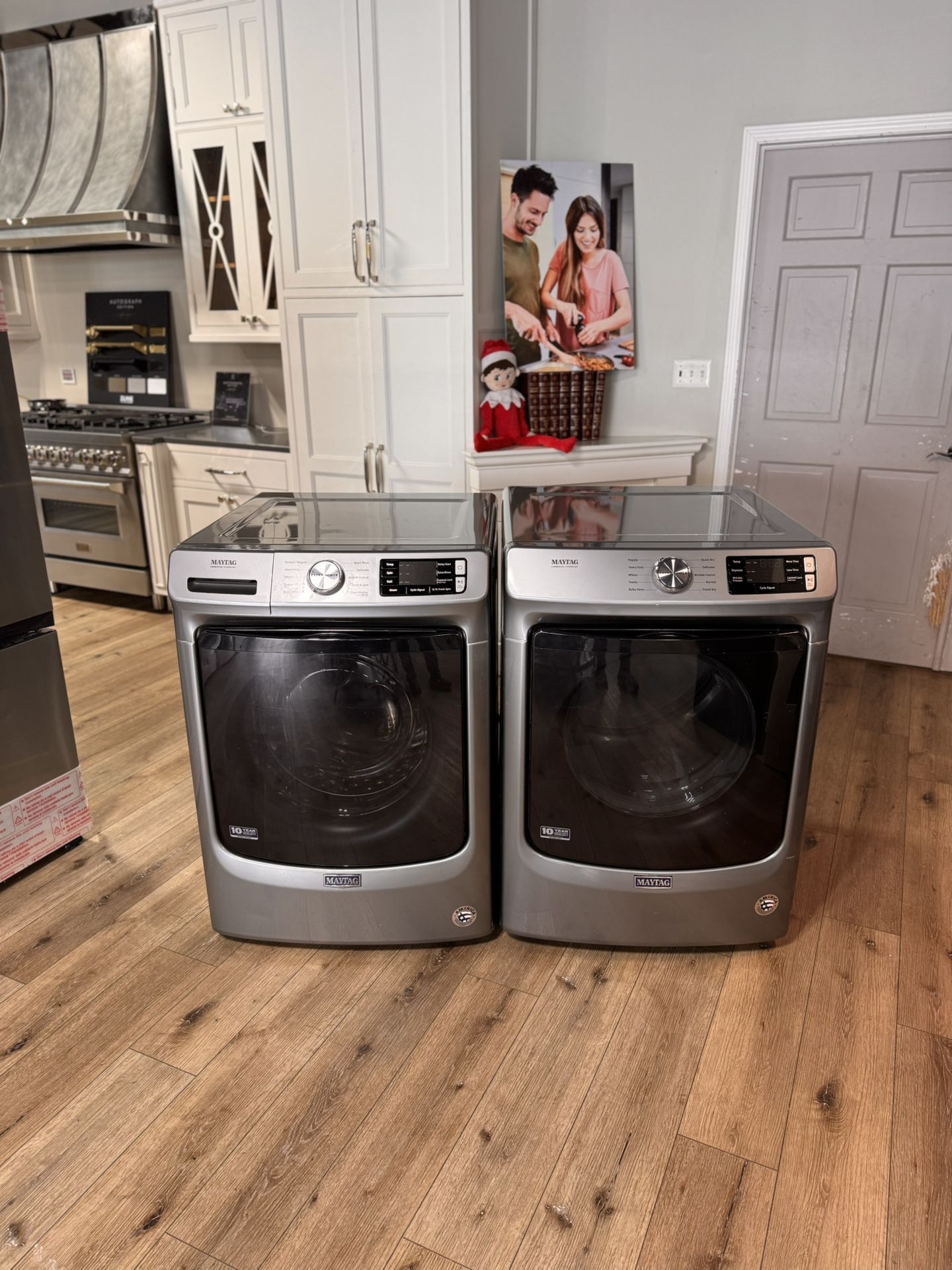 Maytag 4.5 Cu.ft Front Load Washer And 7.3 Cu.ft Gas Dryer Set.