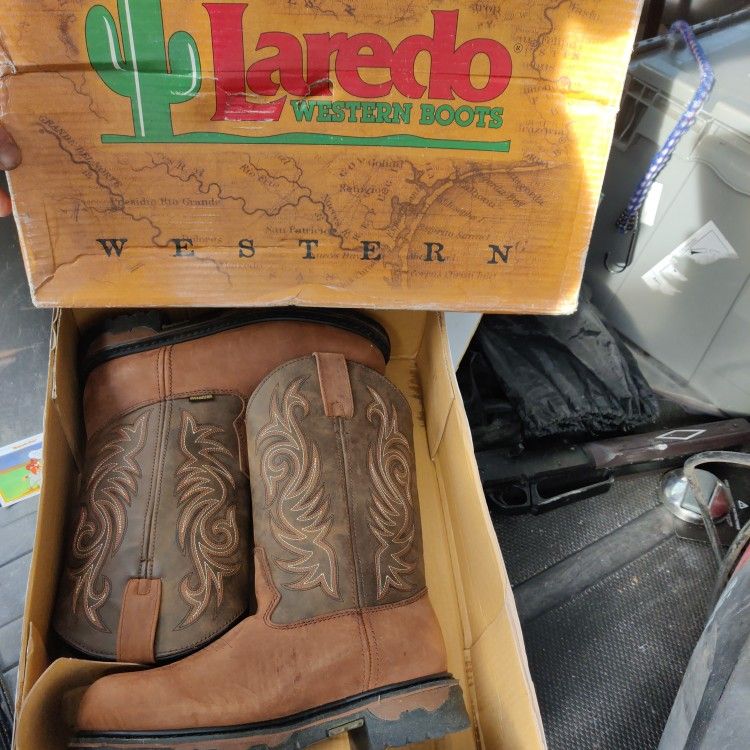 Brand New Unworn Laredo Cheyenne Work Boots Size 7D