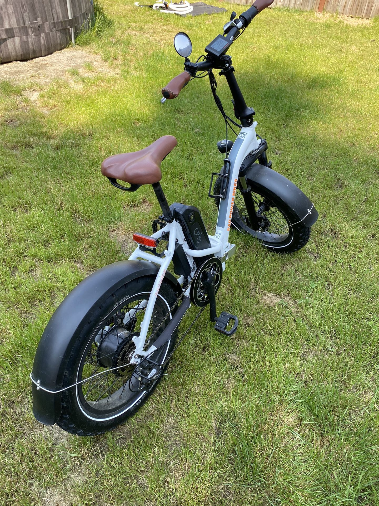 rad-runner-2-rad-mini-2-step-through-pending-for-sale-in-elma-wa