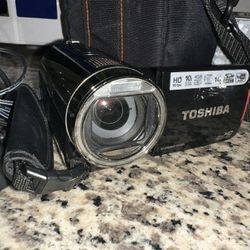 Toshiba Camileo H30 Full HD Camcorder - Silver/Black 