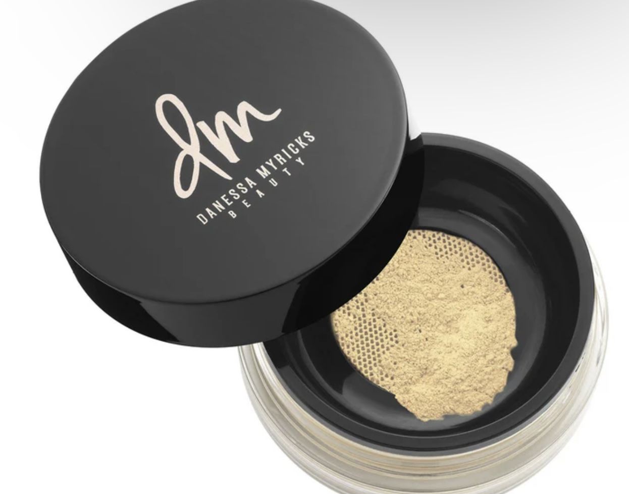 Danessa Myricks Evolution Setting Powder in Yellow