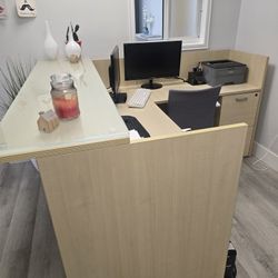 3 Receptionist Desks