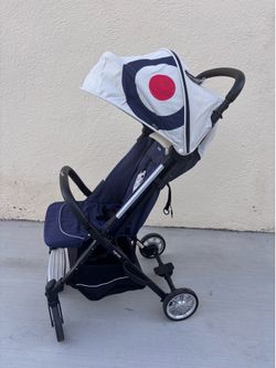 Compact stroller