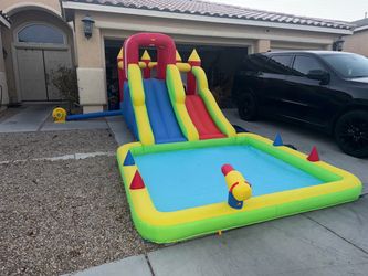 Inflatable Water Slide with Pool