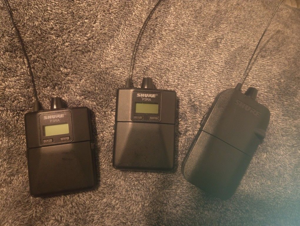 Shure P3RA  Monitors