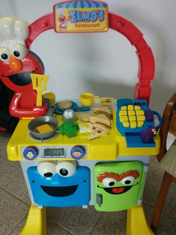 Fisher Price ELMO'S RESTAURANT Kitchen