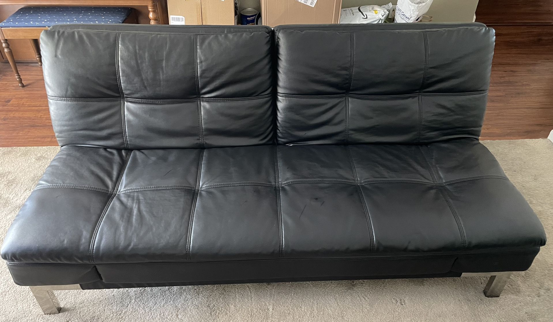 Black Futon