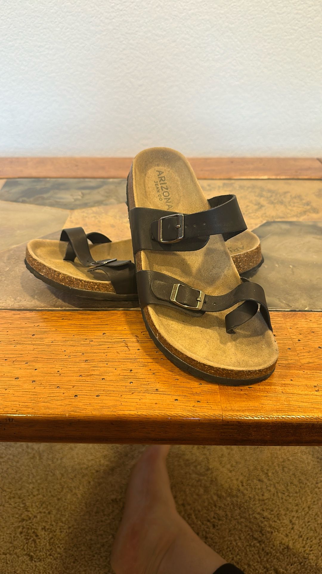 Black Arizona Size 6 Sandal