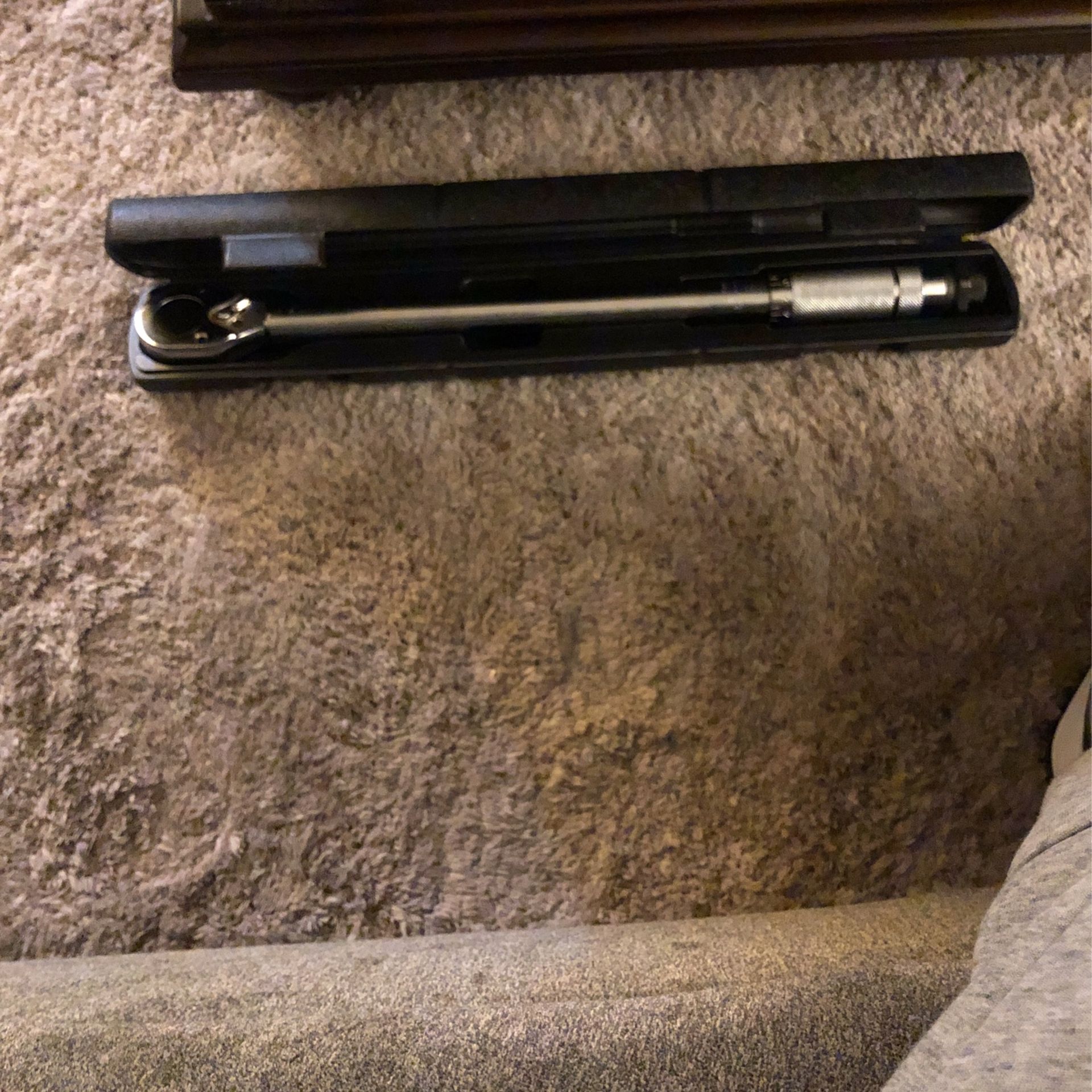 Pittsburgh Click-type Torque Wrench